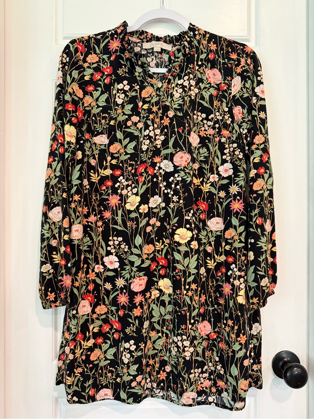 LOFT Floral Mini Dress S Black Long Sleeve Ruffle Neck Boho Cottagecore like new